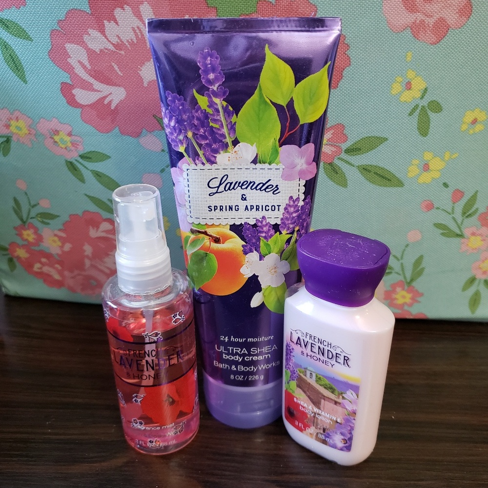Body lotion and spray